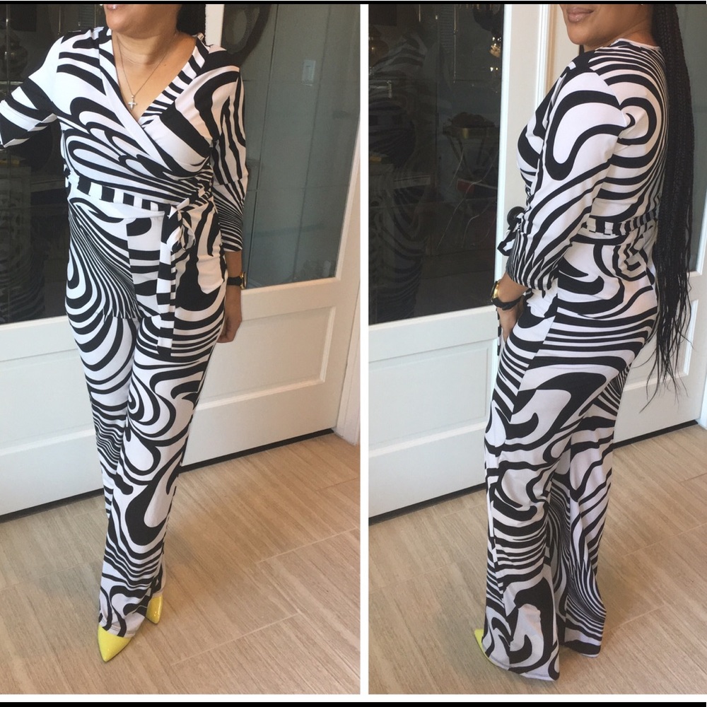 NWOT Black & White Jumpsuit